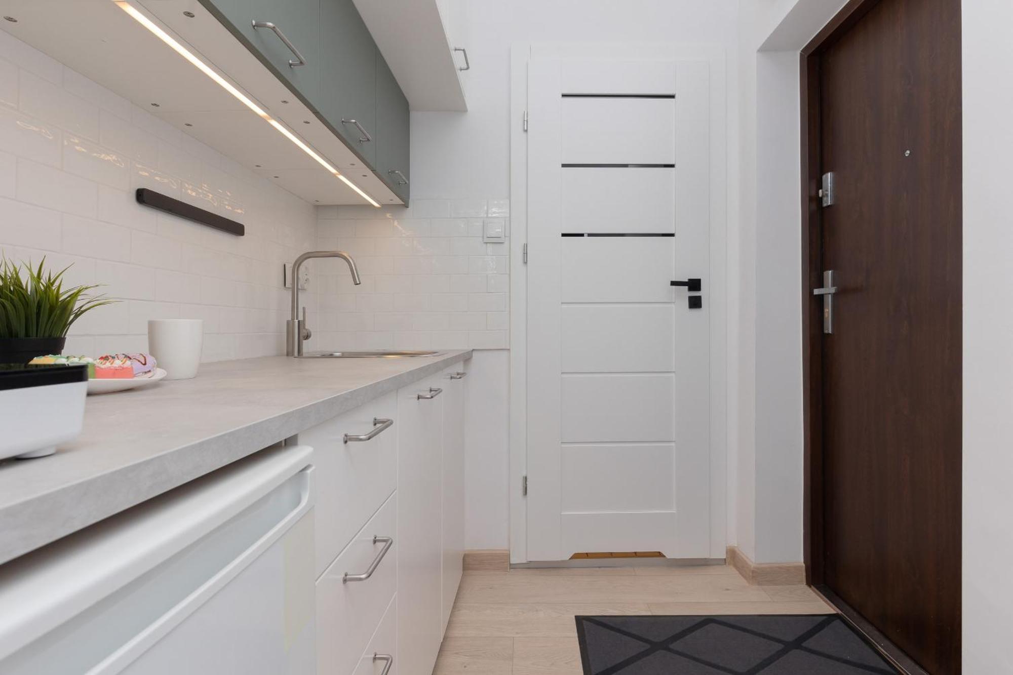 Aleja Wyzwolenia Studio with Mezzanine Warsaw Downtown by Noclegi Renters Exterior photo